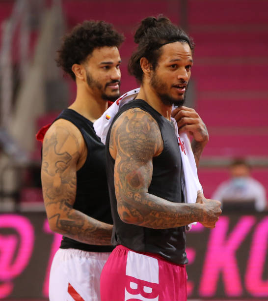 公平公正地 公平公正地